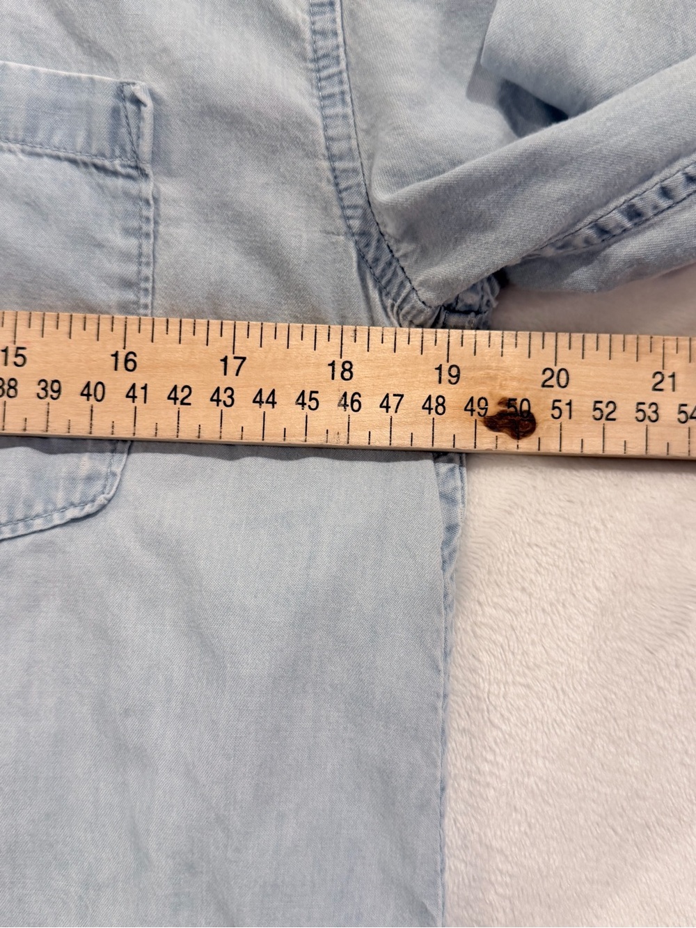 Lucky Brand Light Wash Chambray Popover Shirt Medium - Picture 5 of 8